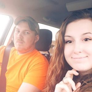 Meet your Posher, Dee